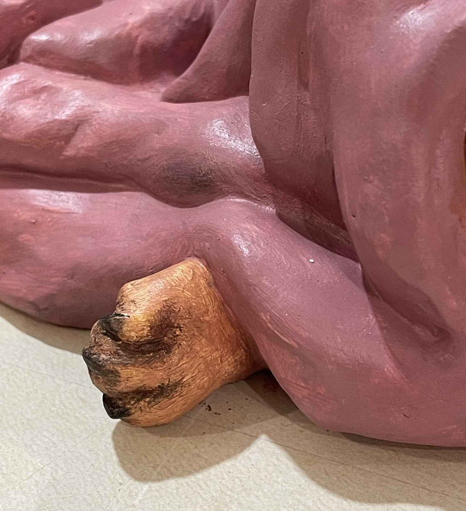 Detail of the contemporary sculpture  Invierno. Nature Shelter collection. Hand-made in Spain.