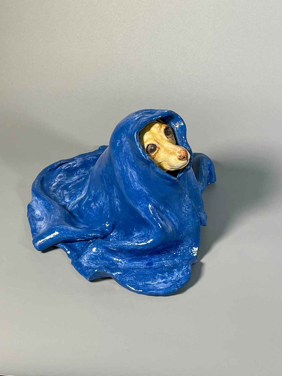 Top-front right view of Madre Manta, from the Nature Shelter collection. Hand-made in Spain.