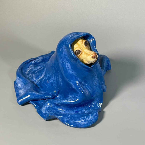 Top-front right view of Madre Manta, from the Nature Shelter collection. Hand-made in Spain.