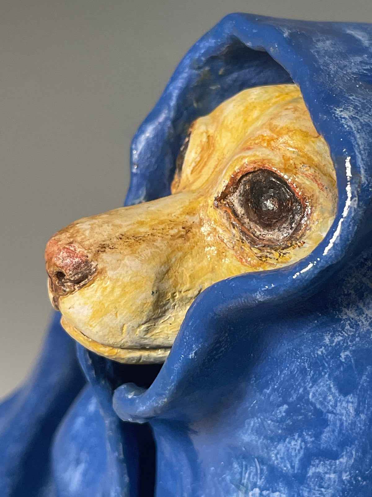 Left side close-up of Madre Manta, from the Nature Shelter collection. Hand-made in Spain.